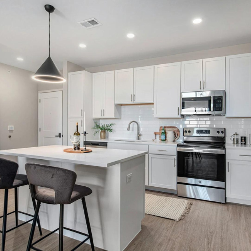 Empire White Quartz