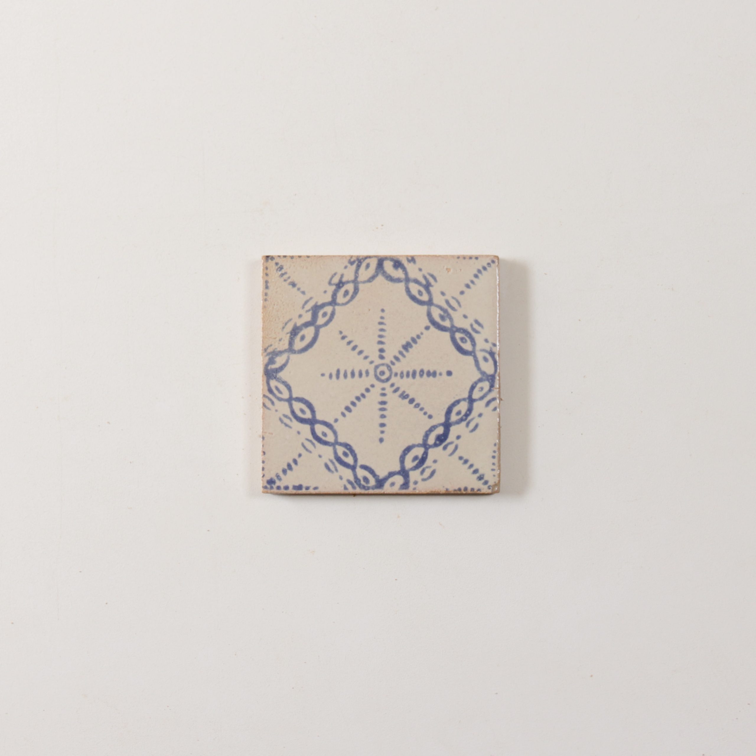 Tiles of Ezra Amano Series Rayo