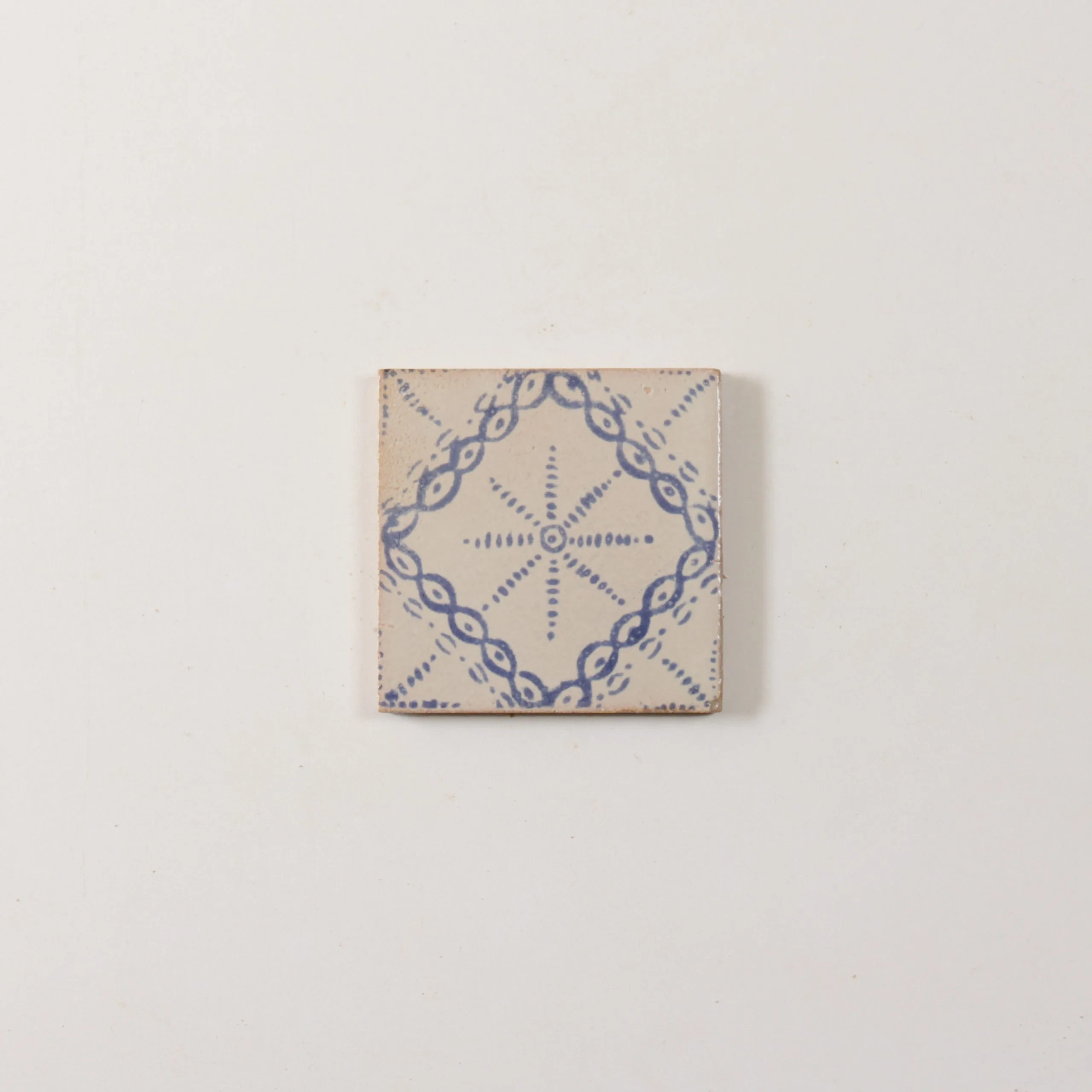 Tiles of Ezra Amano Series Rayo