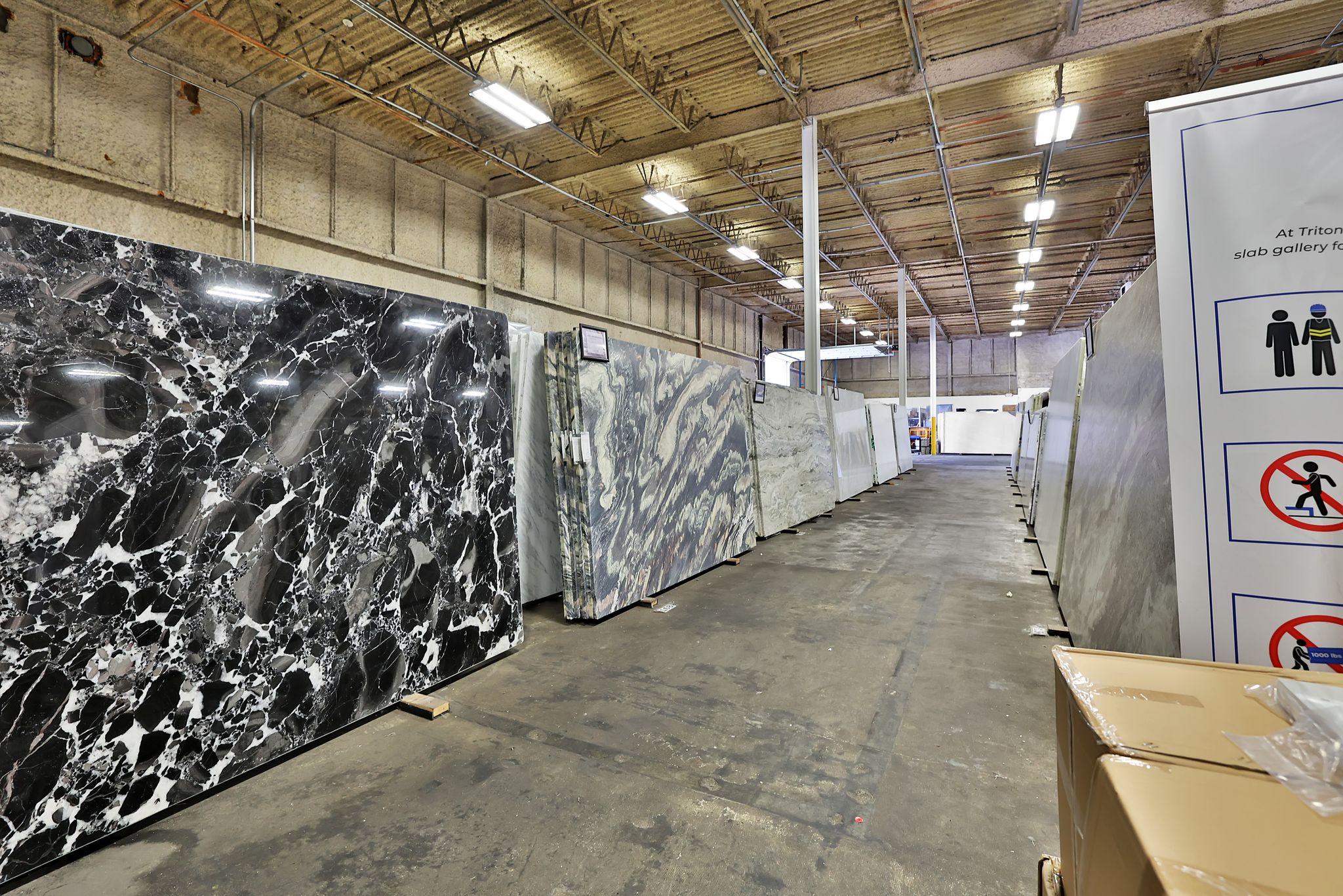 Omaha Showroom 5873