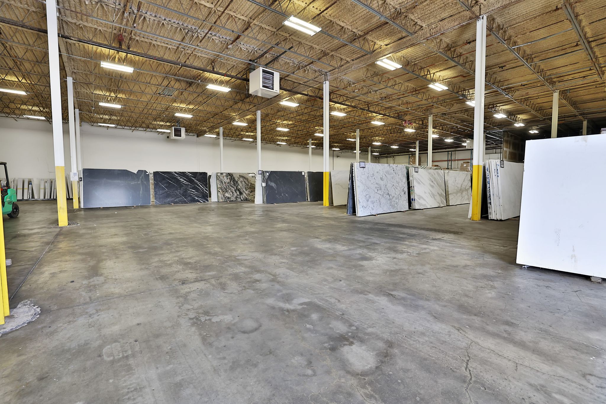 Omaha Showroom 5925