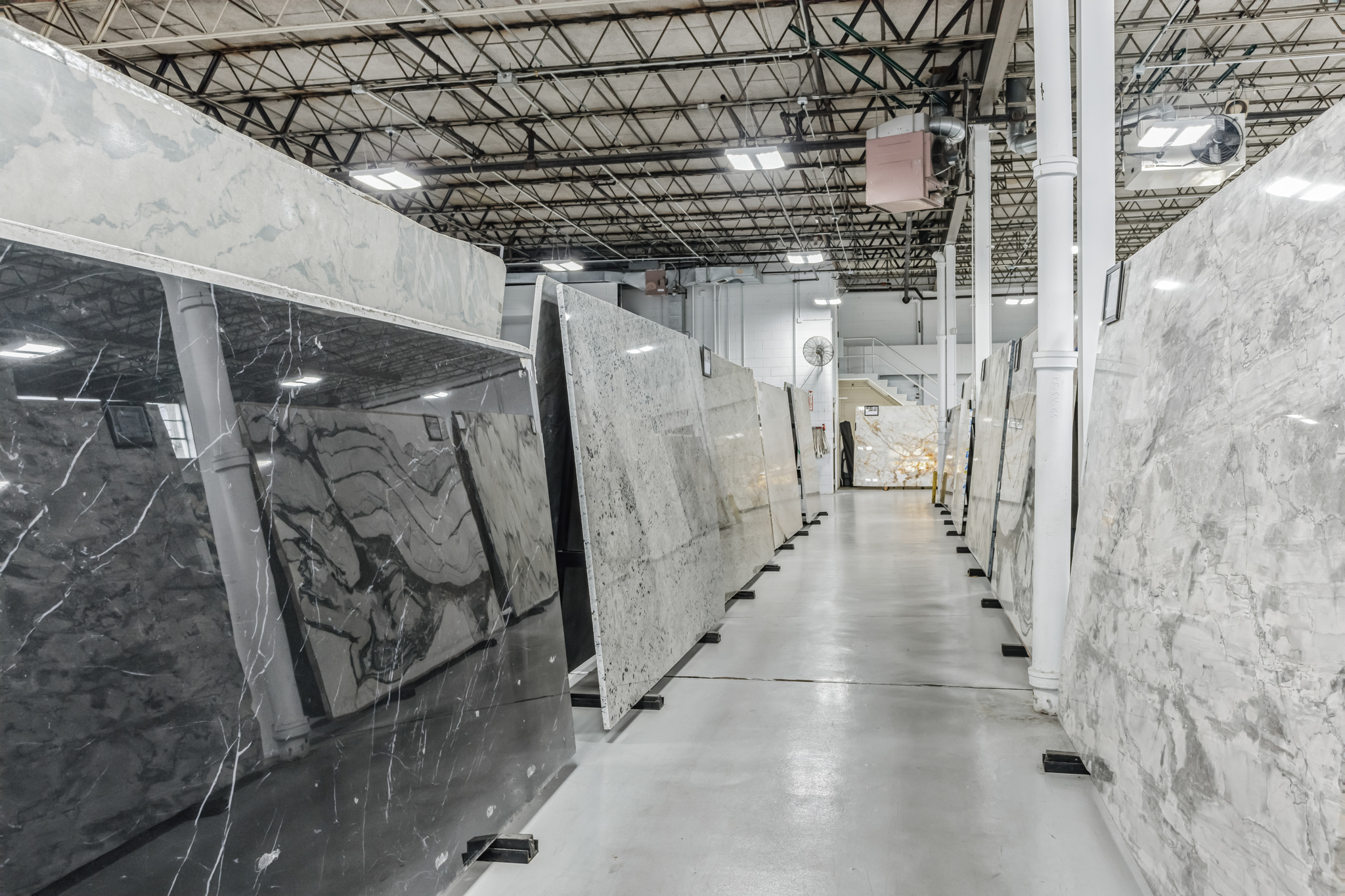 St. Louis Showroom 07A4879