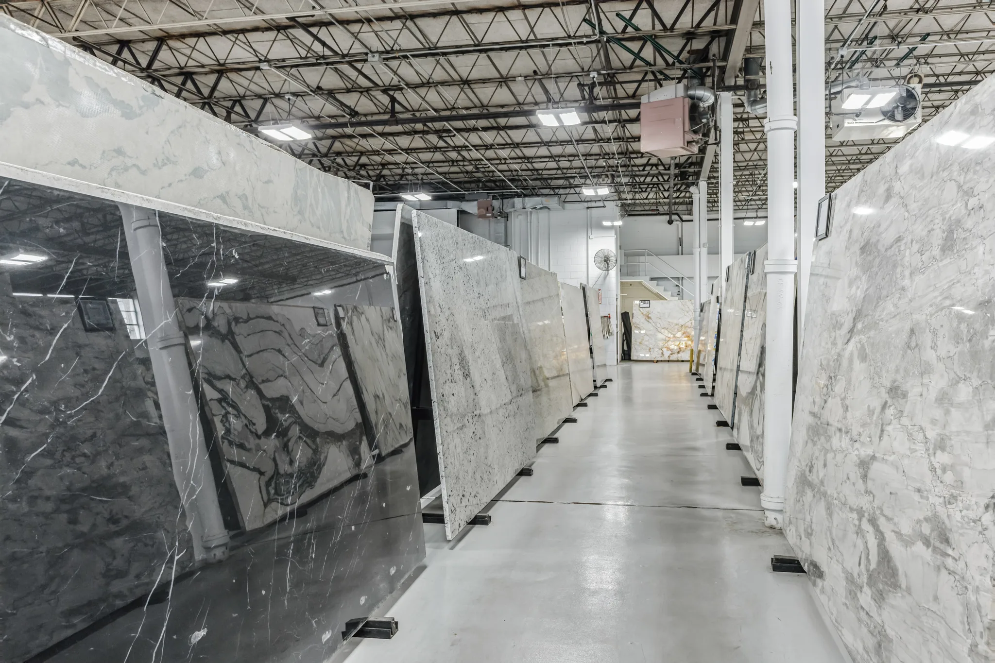 St. Louis Showroom 07A4879