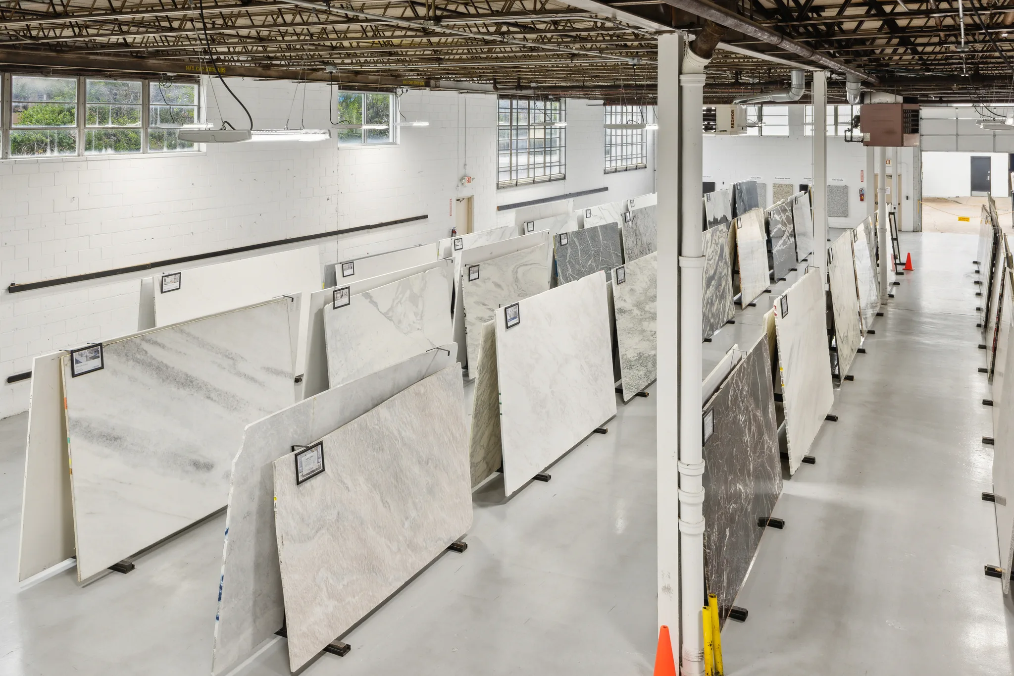 St. Louis Showroom 07A4898