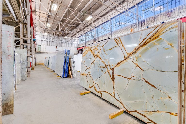 Birmingham Showroom RTM08091