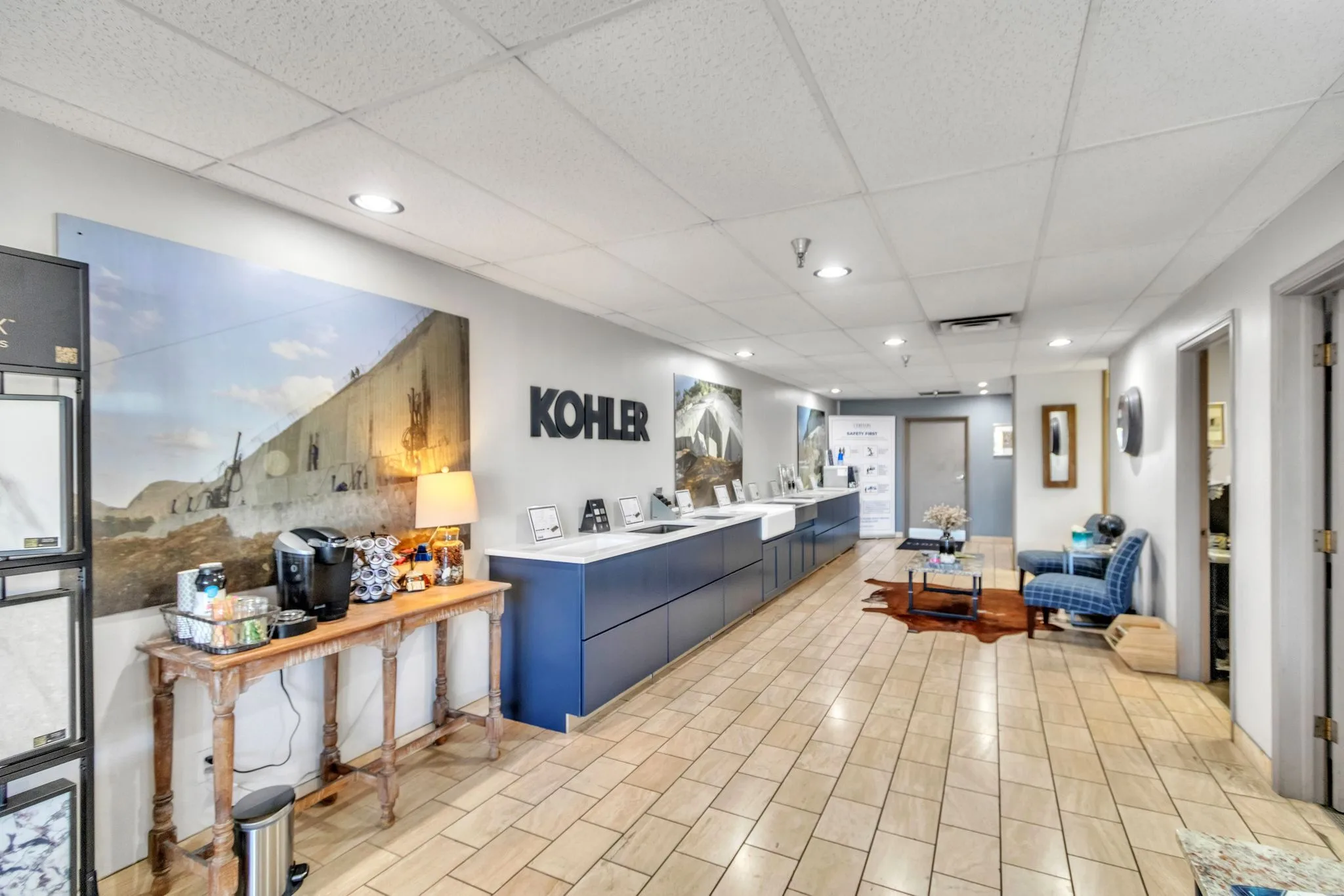 Indianapolis Showroom 0007