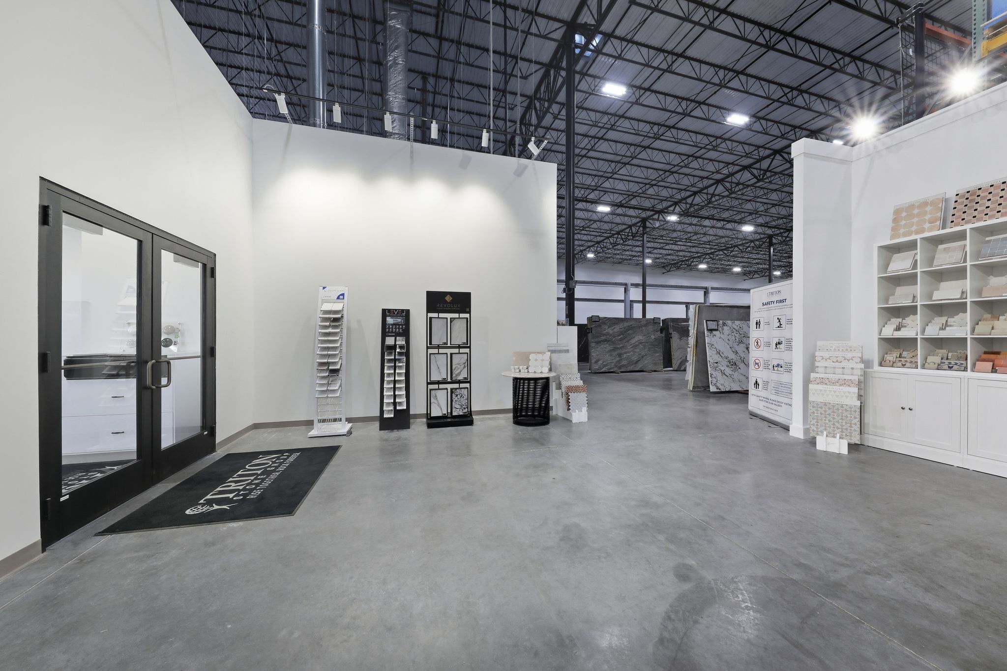 01_7753_Union_Centre_Blvd_West_Chester_Township_OH_45011-Exterior-1N1A0105